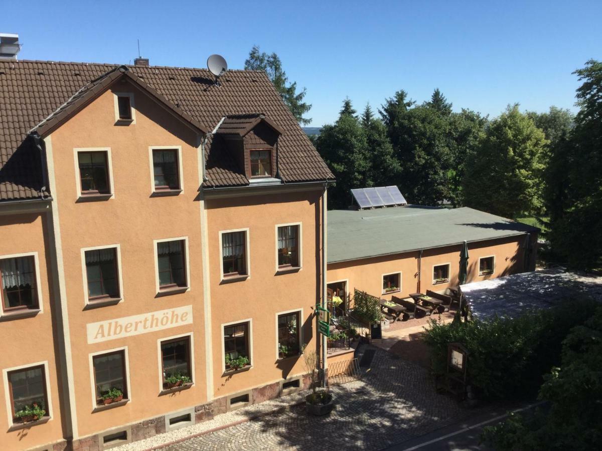 Waldgasthof & Hotel Alberthoehe Lichtenstein  Buitenkant foto
